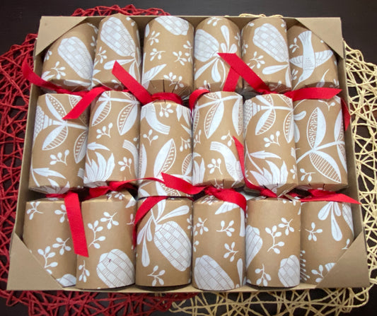 Christmas                             Cracker box of 6